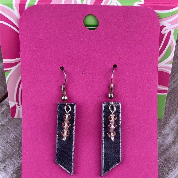 NEW Swarovski Crystal Earrings, light weight - Picture 4 of 7